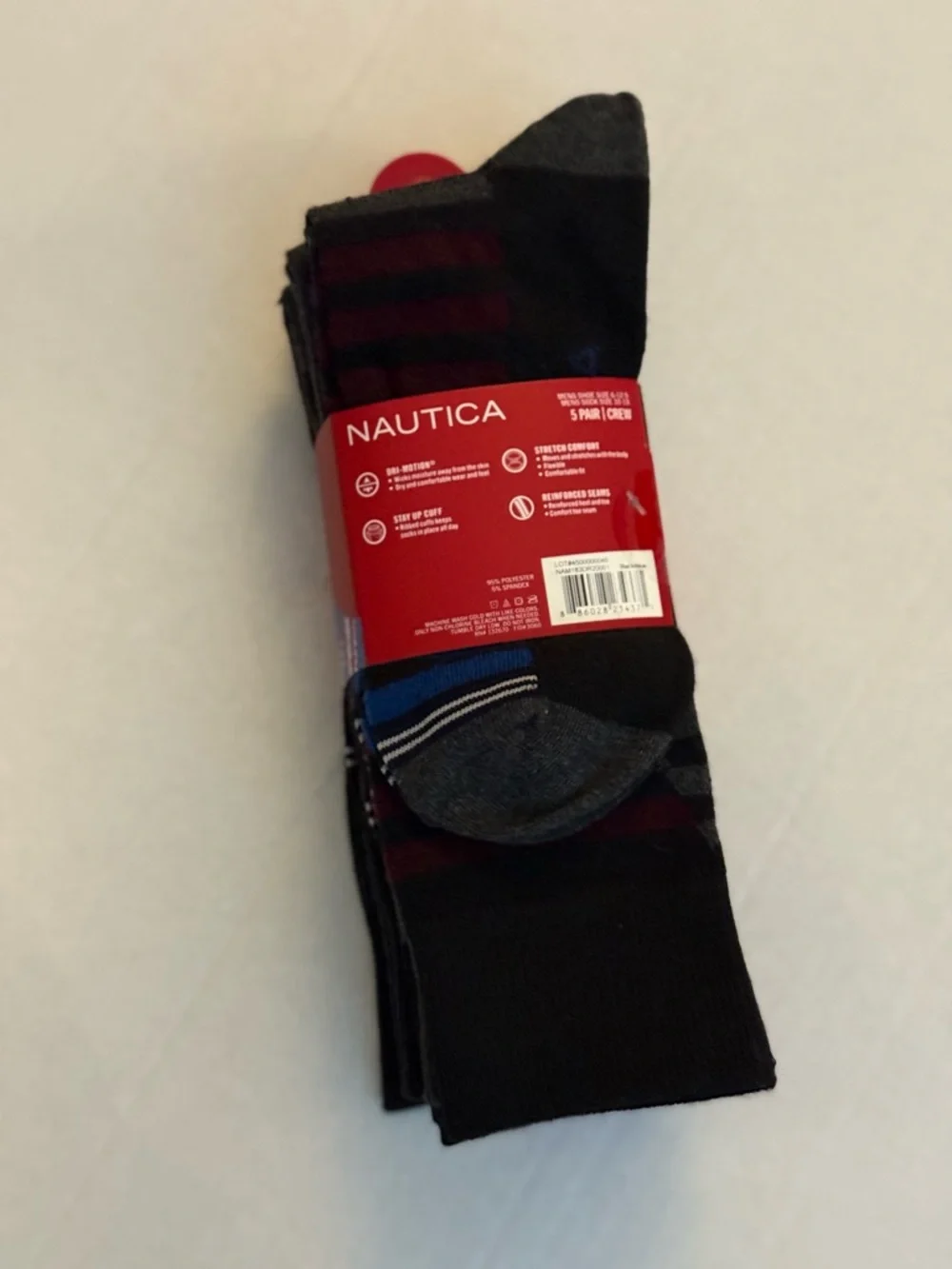 Nautica Men's 5-Pack Crew Socks. NWT. Blue & Black. Shoe Size 6-12.5.